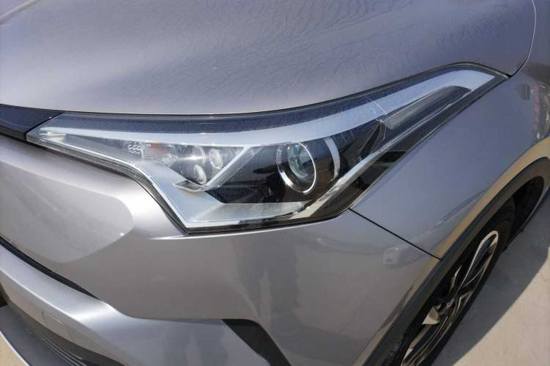 Used Toyota IZOA 2020 2.0L Enjoy Edition Left Front Headlight