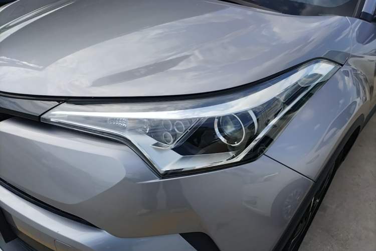 Used Toyota IZOA 2020 2.0L Enjoy Edition Left Front Headlight
