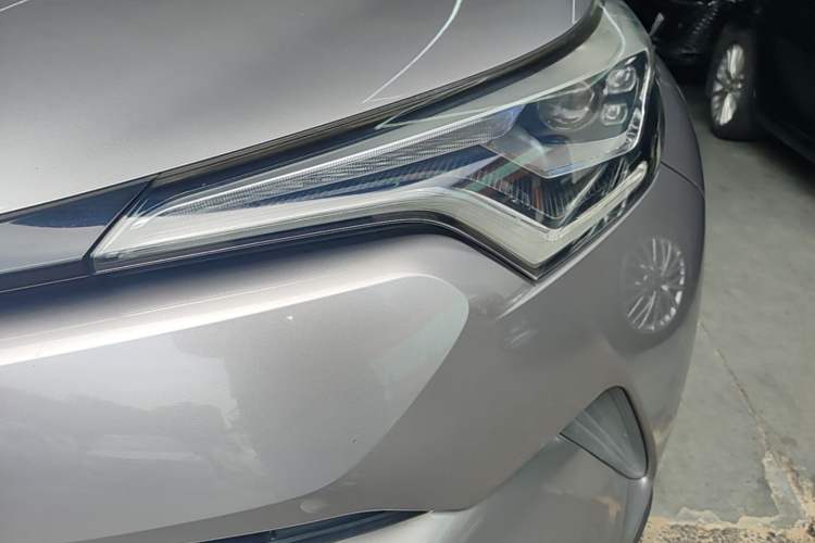 Used Toyota IZOA 2020 2.0L Yichi Version Left Front Headlight