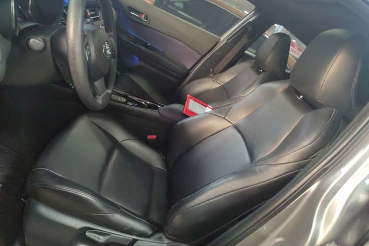 Used Toyota IZOA 2020 2.0L Enjoy Edition Left Front Seat