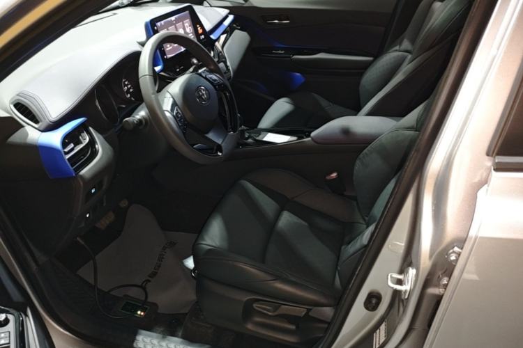 Used Toyota IZOA 2020 2.0L Yichi Version Left Front Seat