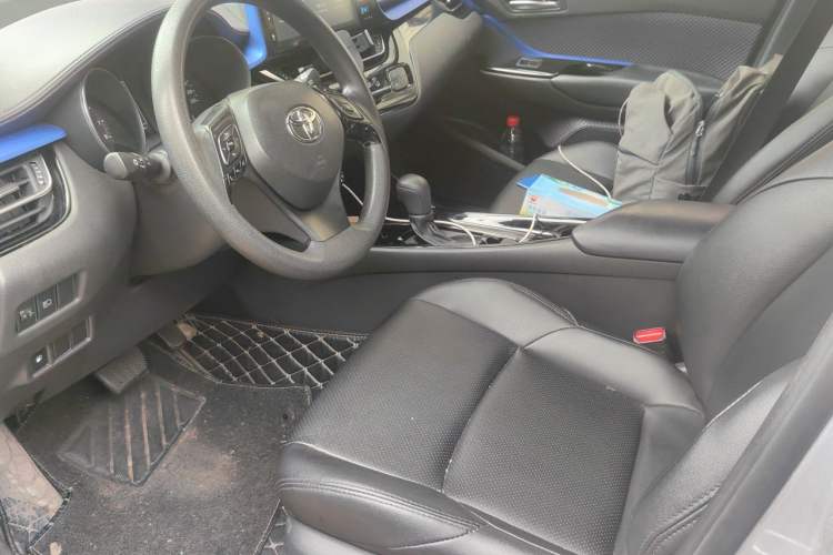 Used Toyota IZOA 2020 2.0L Enjoy Edition Left Front Seat