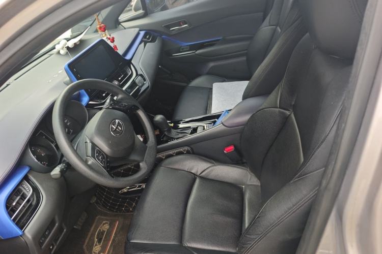 Used Toyota IZOA 2020 2.0L Enjoy Edition Left Front Seat
