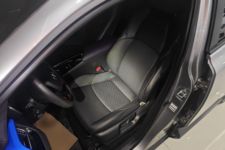 Used Toyota IZOA 2020 2.0L Enjoy Edition Left Front Seat