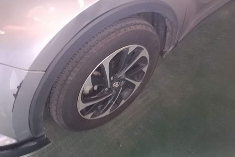 Used Toyota IZOA 2020 2.0L Yixuan Version Left Front Wheel Hub