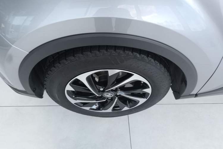 Used Toyota IZOA 2020 2.0L Enjoy Edition Left Front Wheel Hub
