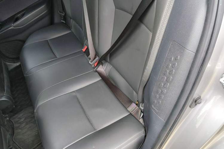 Used Toyota IZOA 2020 2.0L Enjoy Edition Left Rear Seat