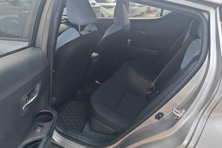 Used Toyota IZOA 2020 2.0L Yi Xiang CARE Left Rear Seat