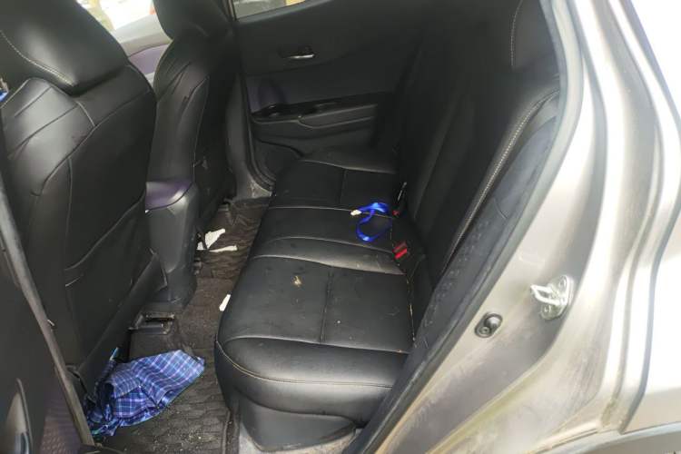 Used Toyota IZOA 2020 2.0L Enjoy Edition Left Rear Seat