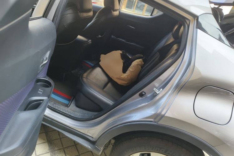 Used Toyota IZOA 2020 2.0L Enjoy Edition Left Rear Seat