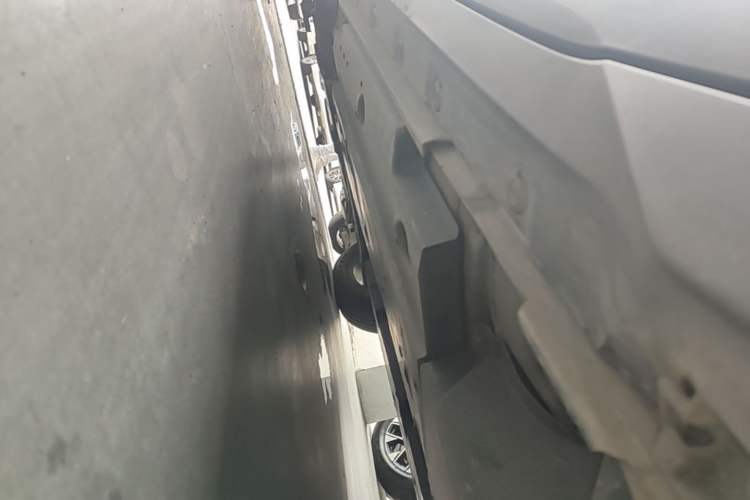 Used Toyota IZOA 2020 2.0L Yichi Version Left Side Sill