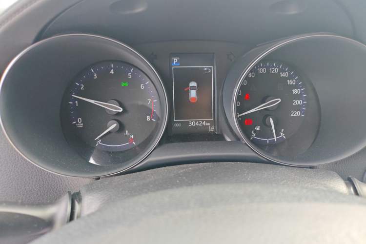 Used Toyota IZOA 2020 2.0L Yi Xiang CARE Odometer Close Up