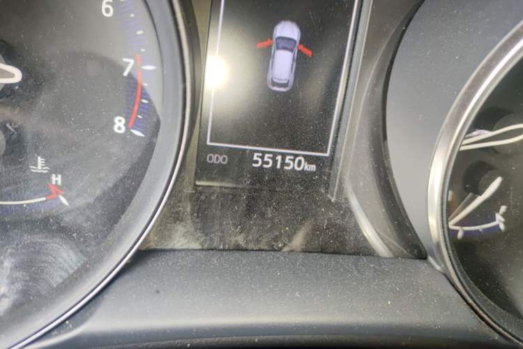 Used Toyota IZOA 2020 2.0L Enjoy Edition Odometer Close Up