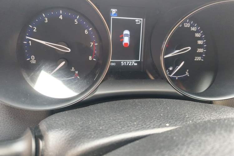 Used Toyota IZOA 2020 2.0L Enjoy Edition Odometer Close Up