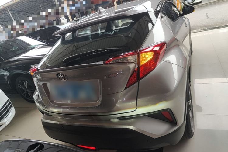 Used Toyota IZOA 2020 2.0L Yi Xiang CARE Rear