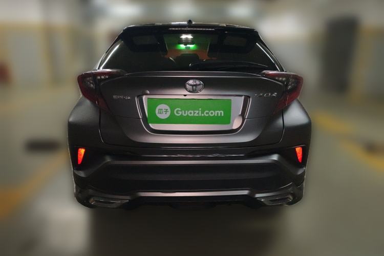 Used Toyota IZOA 2020 2.0L Yichi Version Rear