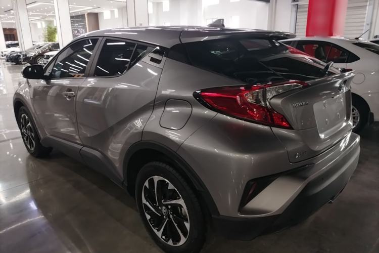 Used Toyota IZOA 2020 2.0L Enjoy Edition Rear Left 45 Deg