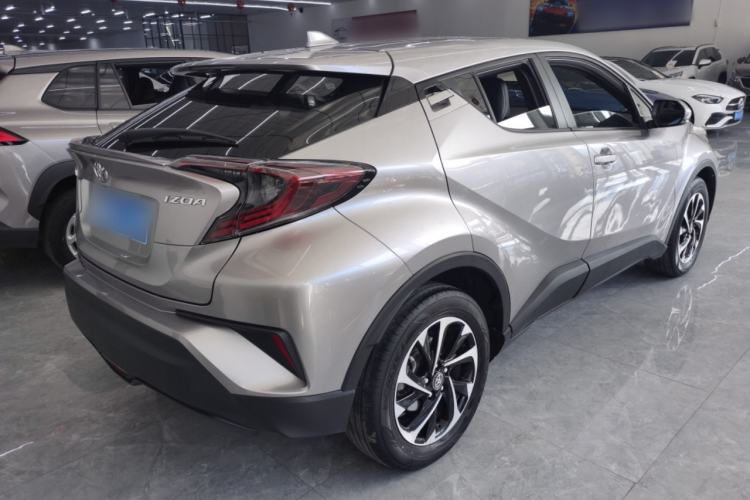 Used Toyota IZOA 2020 2.0L Yichi Version Rear Right 45 Deg