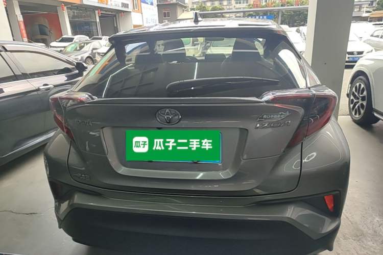 Used Toyota IZOA 2020 2.0L Yichi Version Rear