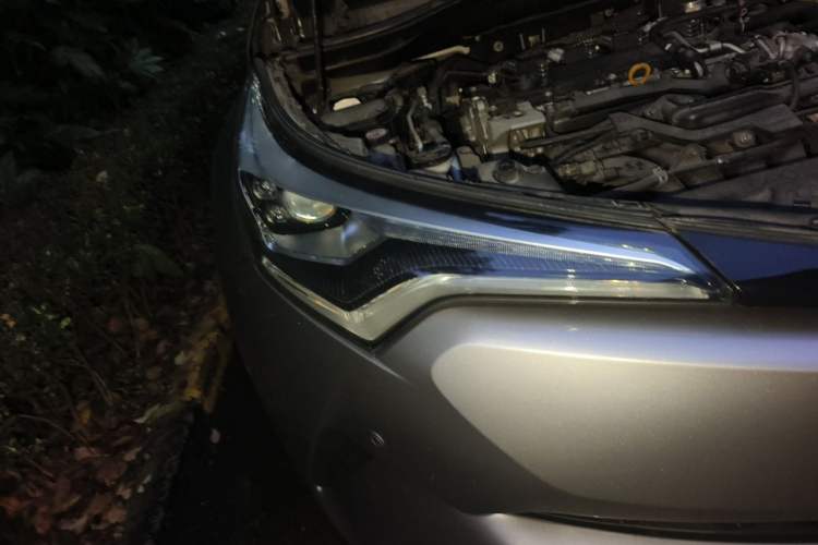 Used Toyota IZOA 2020 2.0L Yichi Version Right Front Headlight