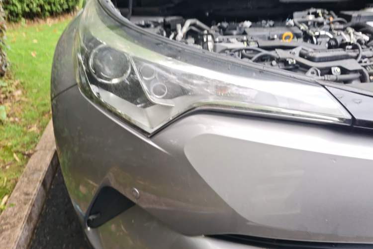 Used Toyota IZOA 2020 2.0L Yi Xiang CARE Right Front Headlight