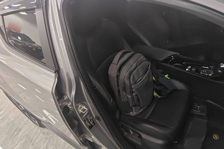 Used Toyota IZOA 2020 2.0L Yichi Version Right Front Seat