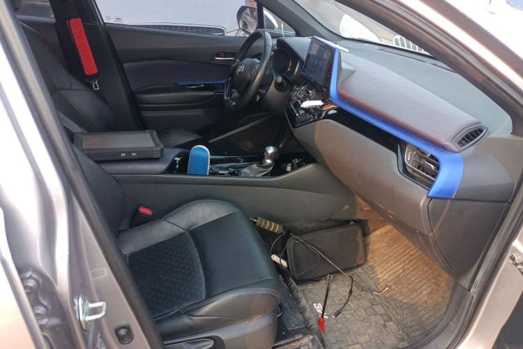 Used Toyota IZOA 2020 2.0L Yichi Version Right Front Seat