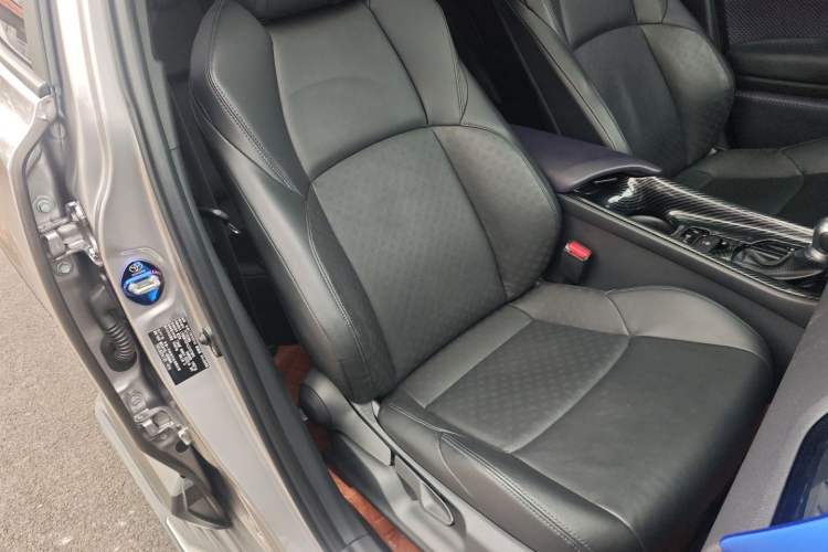 Used Toyota IZOA 2020 2.0L Yichi Version Right Front Seat