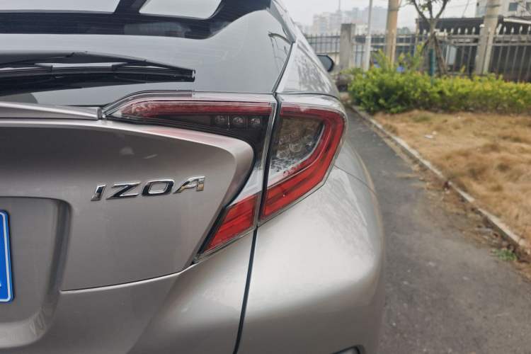 Used Toyota IZOA 2020 2.0L Yichi Version Right Rear Taillight