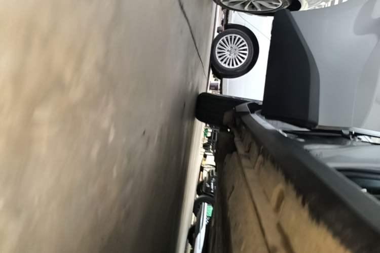 Used Toyota IZOA 2020 2.0L Yi Xiang CARE Right Side Sill