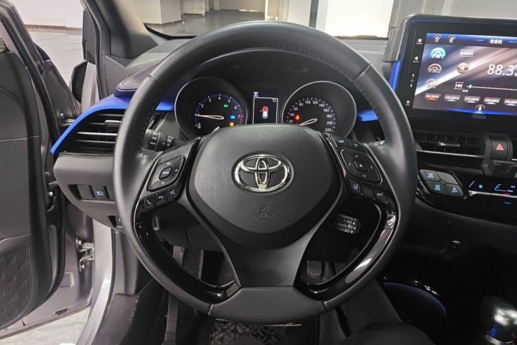 Used Toyota IZOA 2020 2.0L Yichi Version Steering Wheel