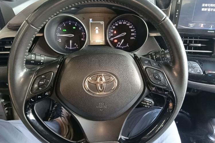 Used Toyota IZOA 2020 2.0L Yixuan Version Steering Wheel