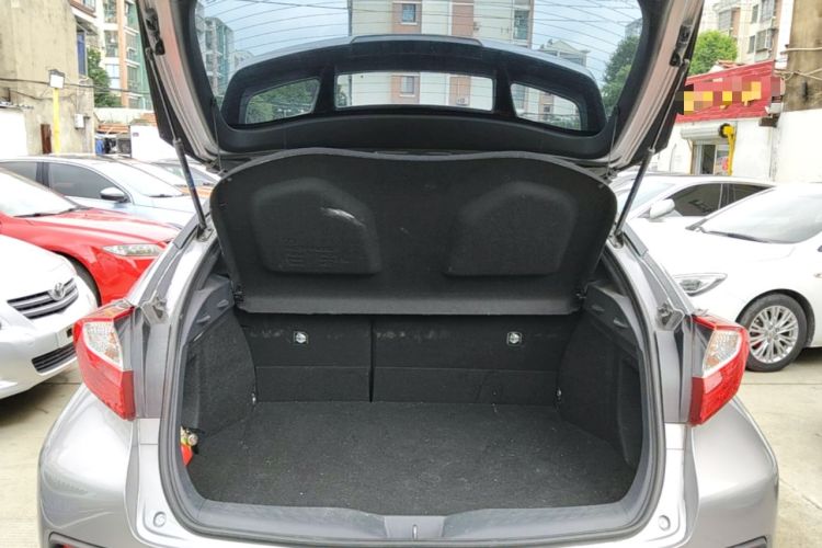 Used Toyota IZOA 2020 2.0L Enjoy Edition Trunk