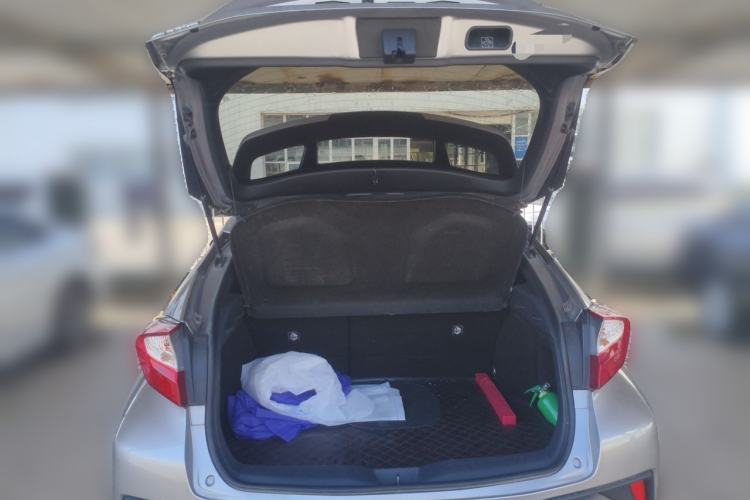 Used Toyota IZOA 2020 2.0L Enjoy Edition Trunk