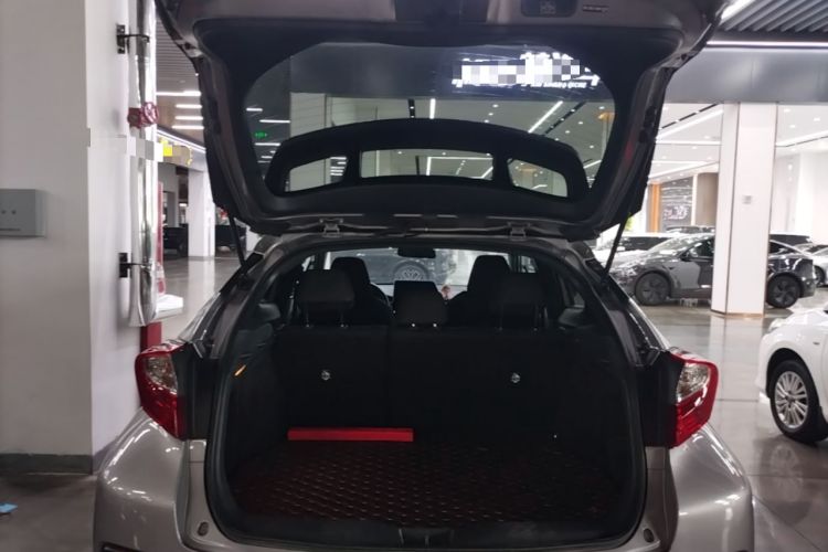 Used Toyota IZOA 2020 2.0L Enjoy Edition Trunk