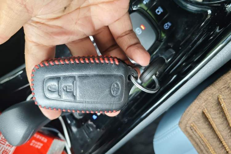 Used Toyota IZOA 2020 2.0L Yi Xiang CARE Vehicle Key