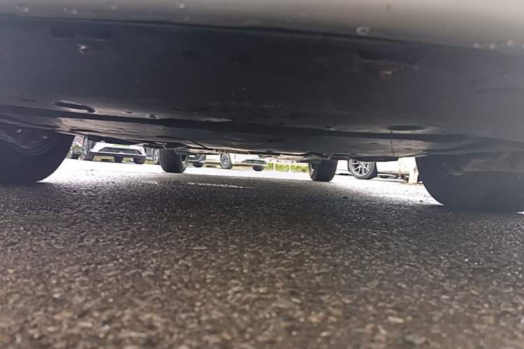 Used Toyota IZOA 2020 2.0L Yi Xiang CARE Chassis Front