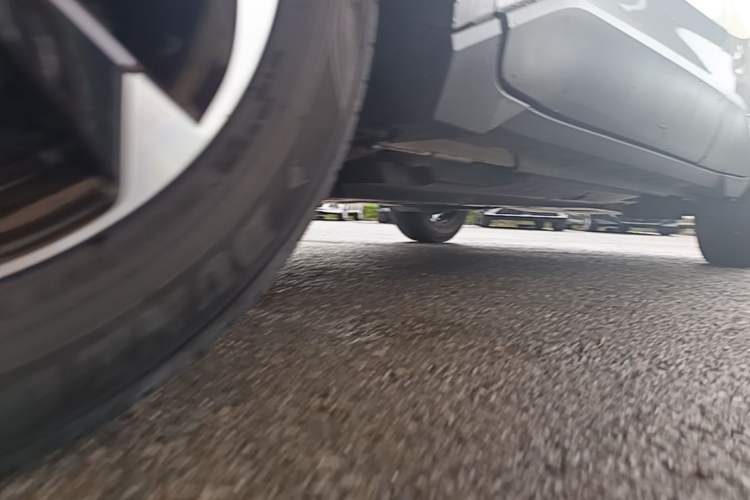 Used Toyota IZOA 2020 2.0L Yi Xiang CARE Chassis Front Left