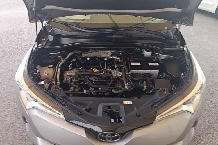 Used Toyota IZOA 2020 2.0L Yi Xiang CARE Engine Bay