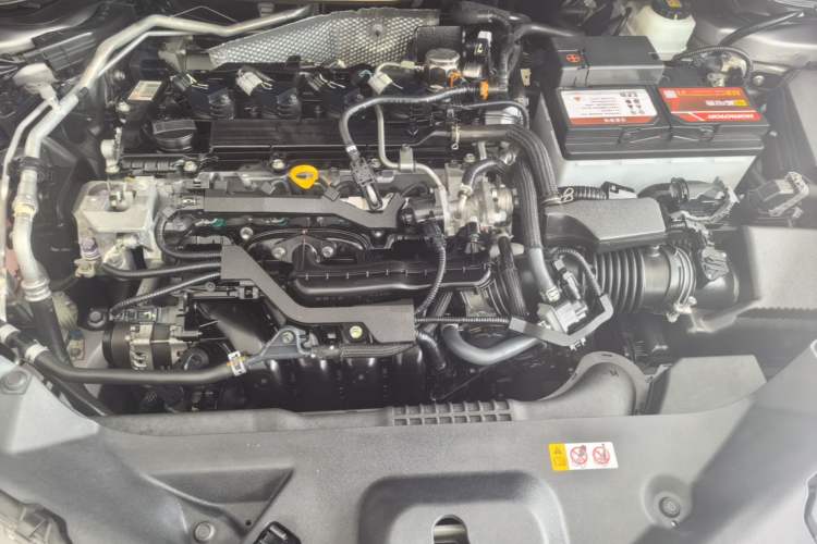 Used Toyota IZOA 2020 2.0L Enjoy Edition Engine Bay