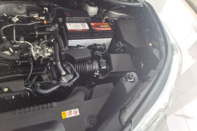 Used Toyota IZOA 2020 2.0L Enjoy Edition Engine Bay Left