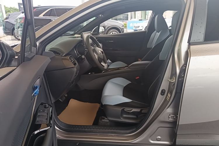 Used Toyota IZOA 2020 2.0L Yi Xiang CARE Left Front Seat
