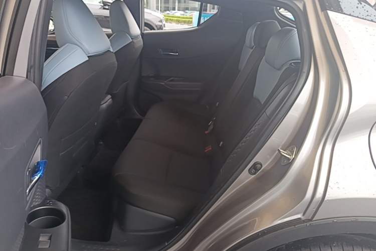 Used Toyota IZOA 2020 2.0L Yi Xiang CARE Left Rear Seat