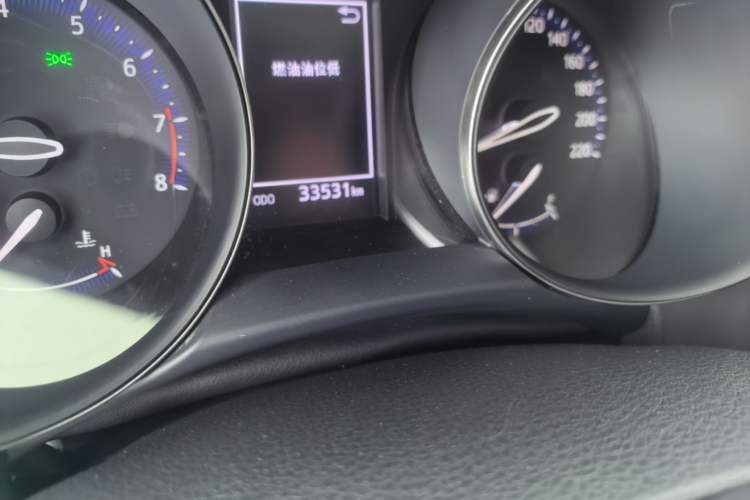 Used Toyota IZOA 2020 2.0L Enjoy Edition Odometer Close Up