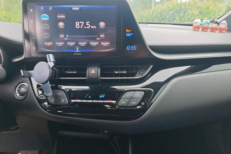 Used Toyota IZOA 2020 2.0L Yi Xiang CARE Audio And AC Panel