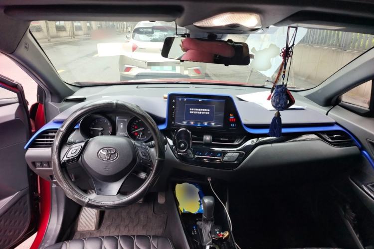Used Toyota IZOA 2020 2.0L Enjoy Edition Center Console