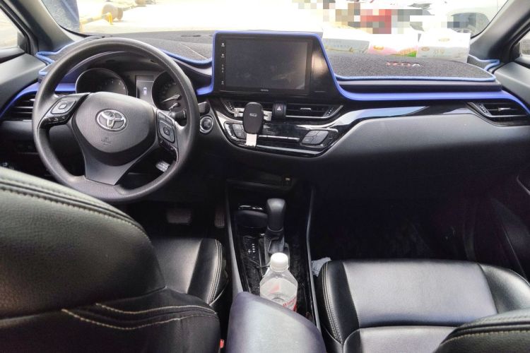 Used Toyota IZOA 2020 2.0L Enjoy Edition Center Console