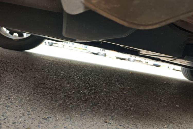 Used Toyota IZOA 2020 2.0L Yichi Version Chassis Front Left