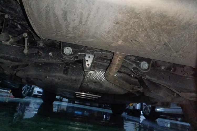 Used Toyota IZOA 2020 2.0L Yichi Version Chassis Rear