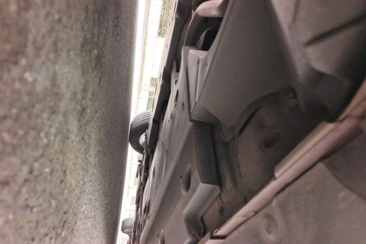 Used Toyota IZOA 2020 2.0L Enjoy Edition Chassis Rear Right